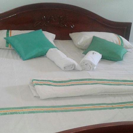 Travelway Village Habarana Bagian luar foto